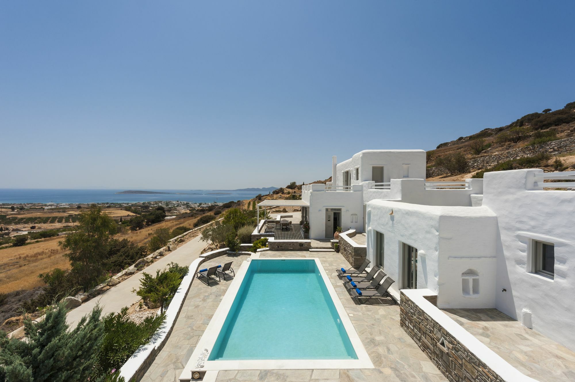 Niriides Luxury Villas Alikí Exterior foto